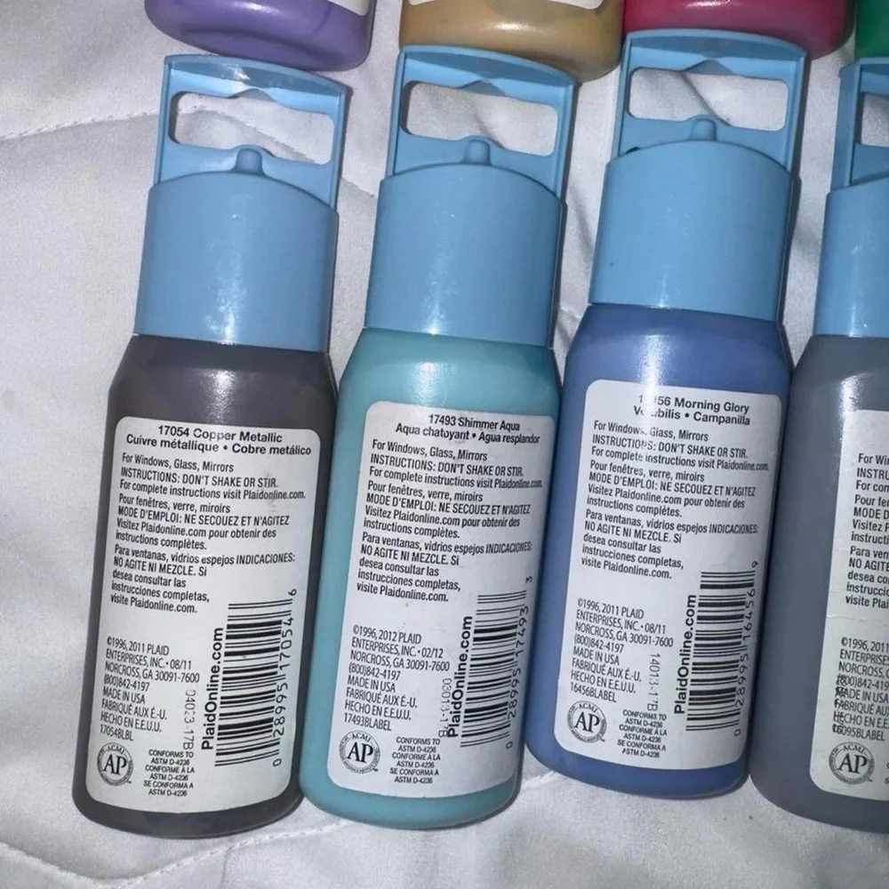 20 Bottles of Plaid Gallery Stained Glass Mirror Window Paint